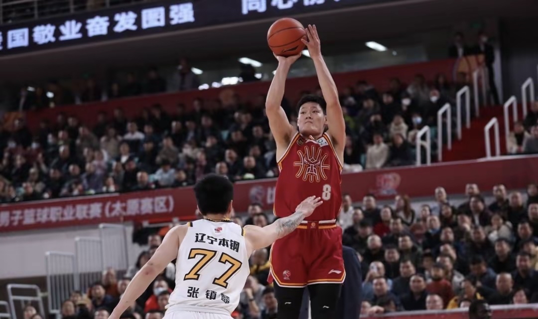 福建男篮力挫江苏，收获关键胜利