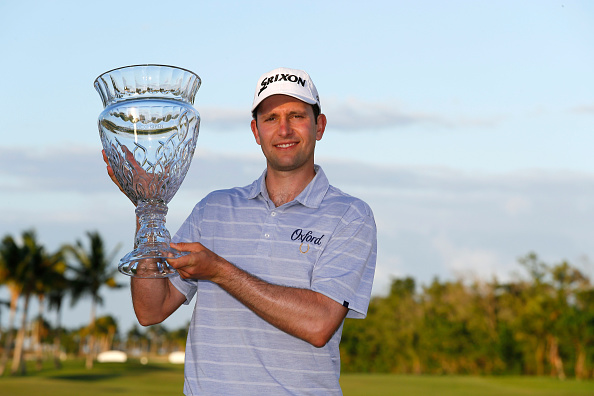 波多黎各选手在田径项目中夺冠