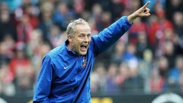 包含弗赖堡接连失利，遭遇重重保级压力的词条