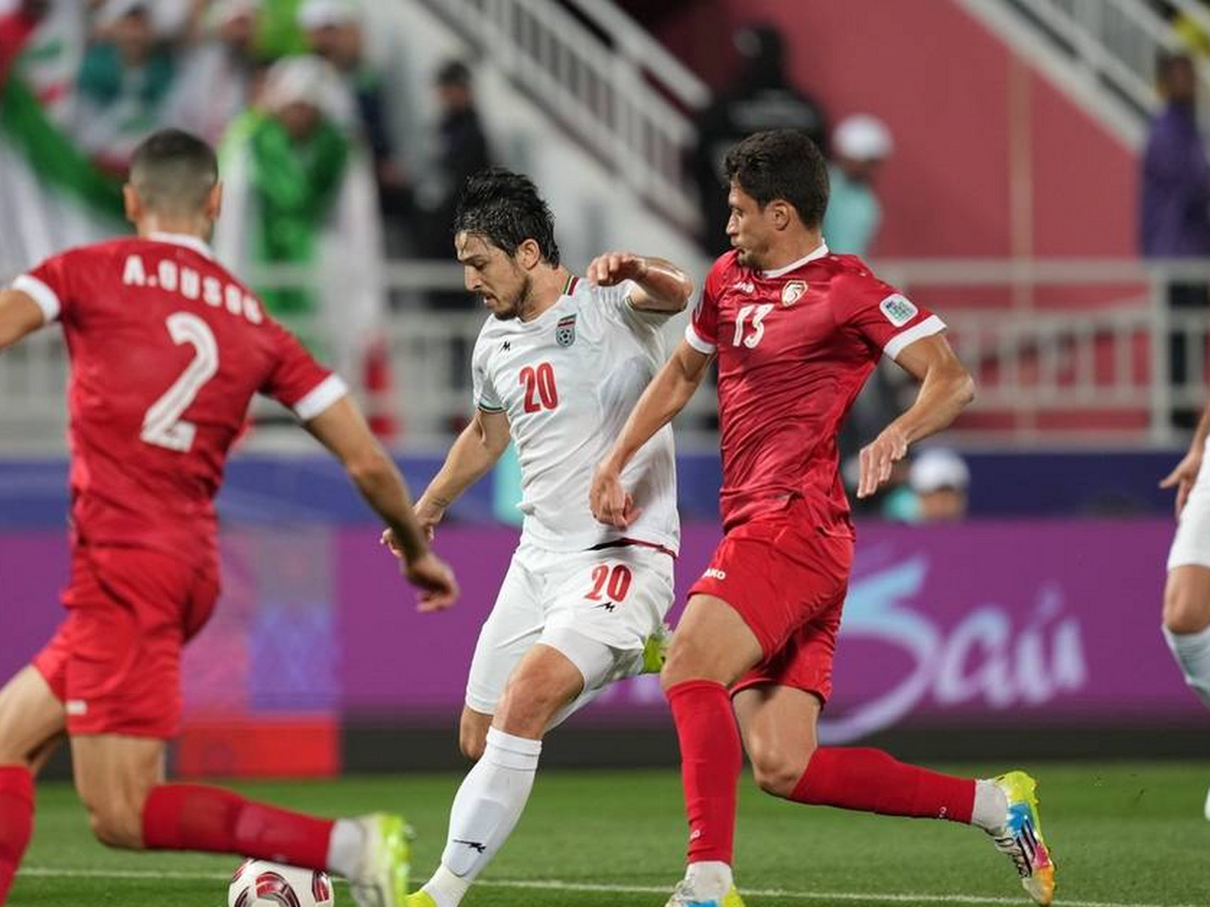 伊朗队获得国际足球比赛亚军