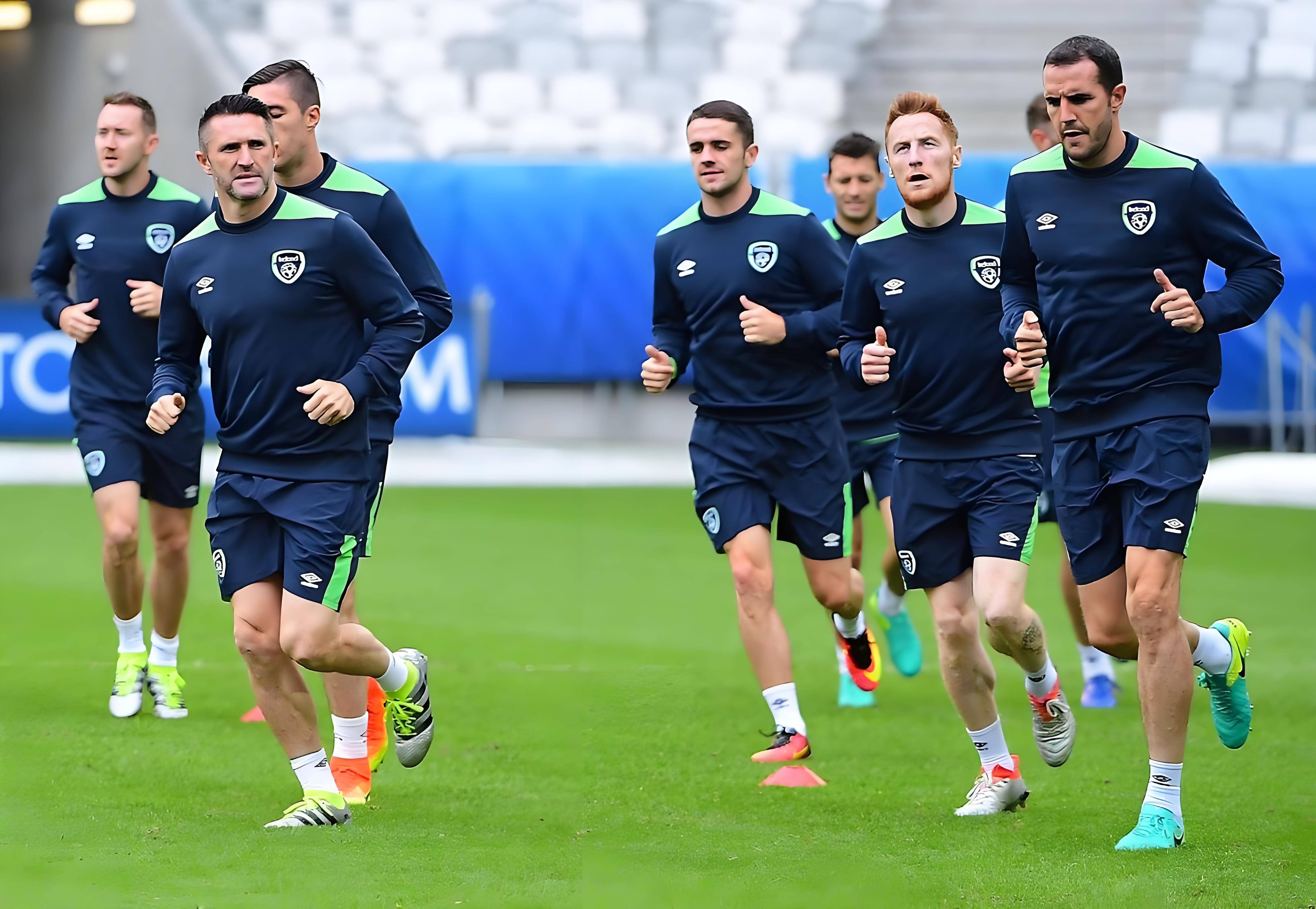 包含荷兰对阵波兰：胜者将笑傲群雄的词条