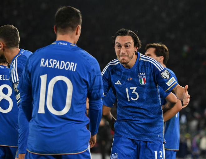 开云平台-意大利队在与乌克兰队的较量中获胜