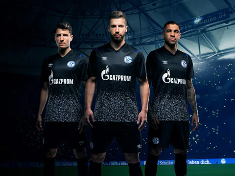 开云APP-关于沙尔克球队实现连胜，士气高涨的信息