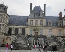 开云下载-里昂客场大捷，巅峰不可动摇