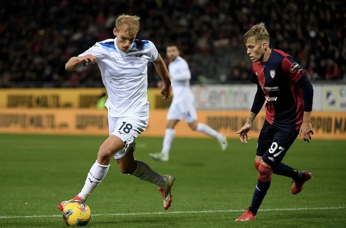 拉齐奥逆转击败桑普多利亚，保持争冠希望的简单介绍