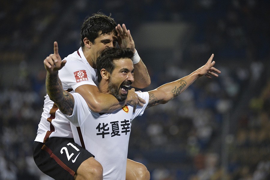 关于河北华夏幸福主场大胜天津泰达，提升排名的信息