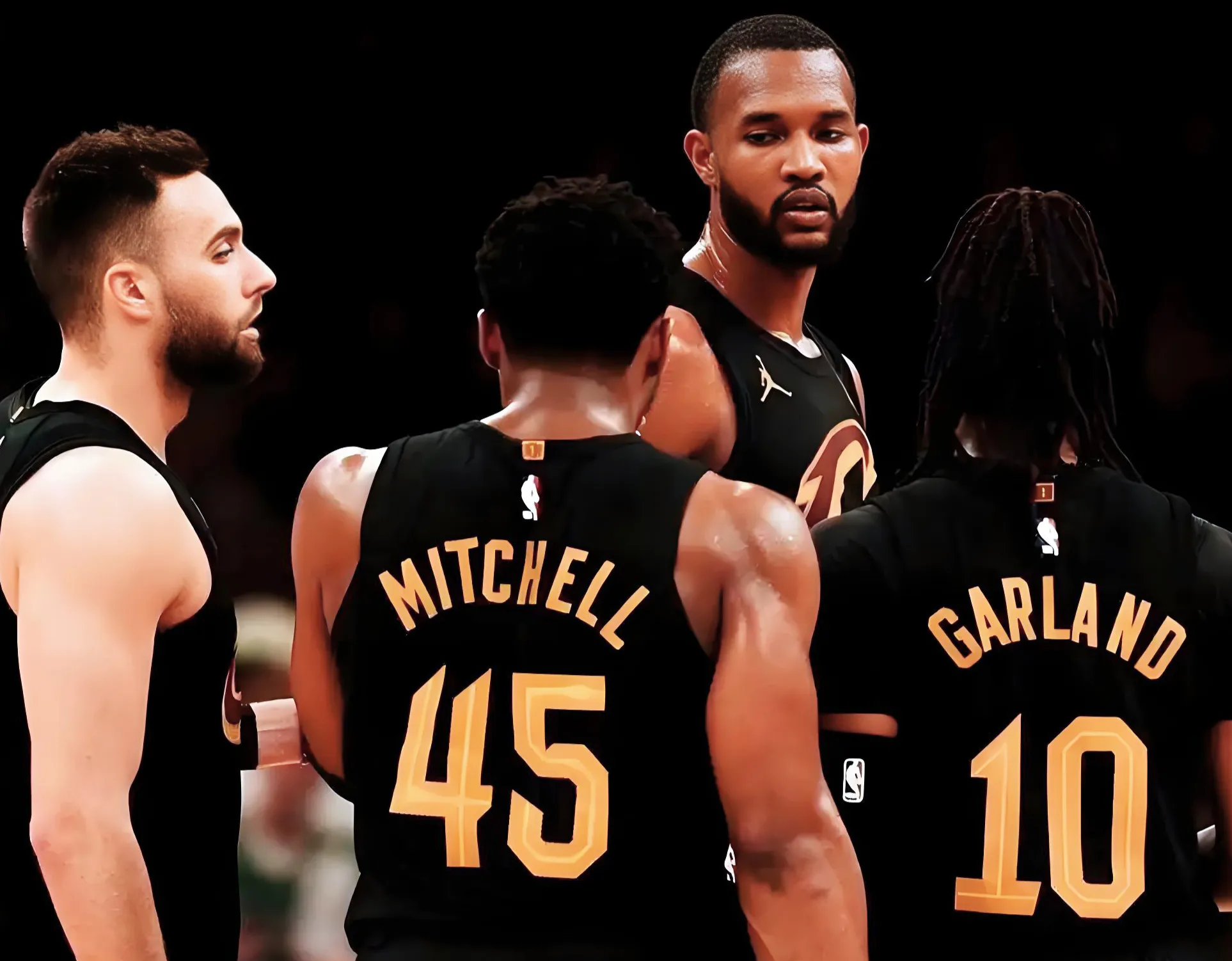 快船将与魔术队交锋，胜利岌岌可待