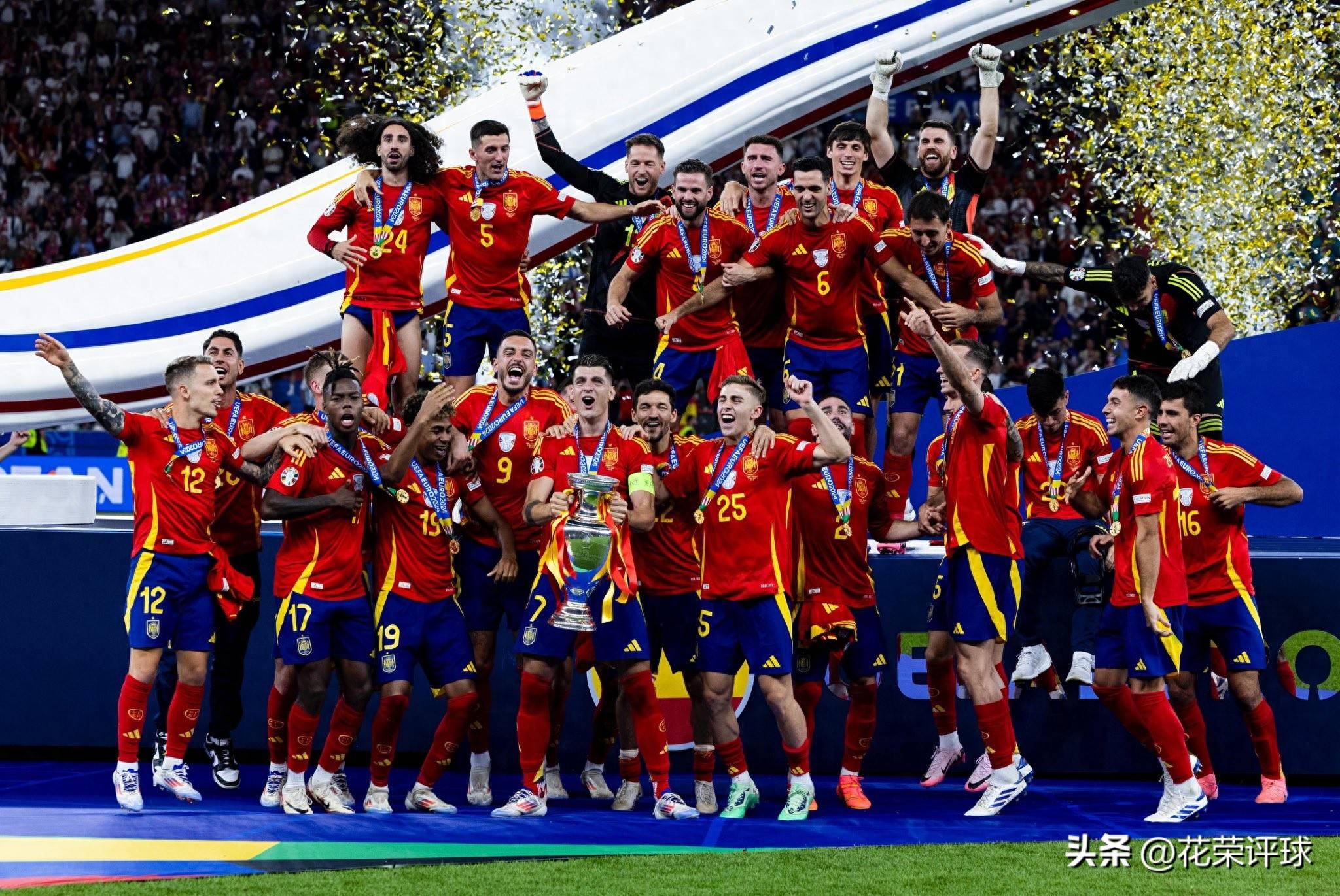 包含国脚连场大比分胜利，锁定欧洲杯席位的词条