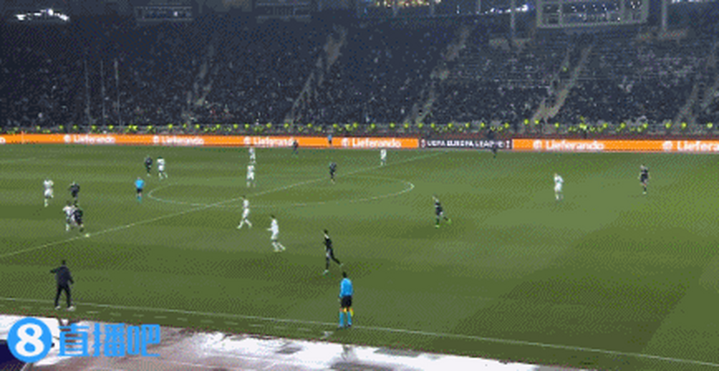 勒沃库森客场平局，力保不败纪录