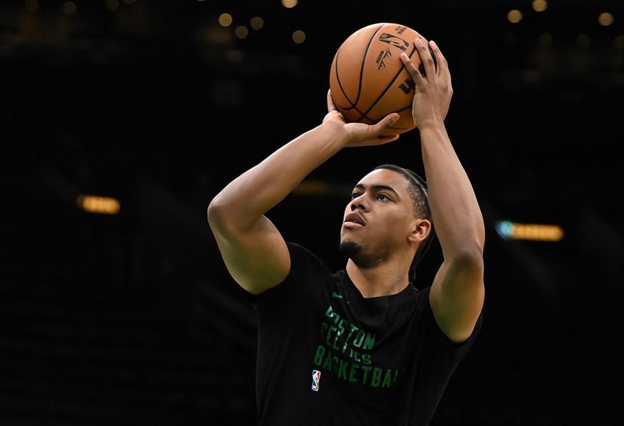 凯尔特人新秀崭露头角,助力球队前行的简单介绍 凯尔特人新秀崭露头角,助力球队前行的简单介绍