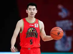 郭艾伦全票当选最佳沿海,史上最年轻胜者得主 郭艾伦全票当选最佳沿海,史上最年轻胜者得主