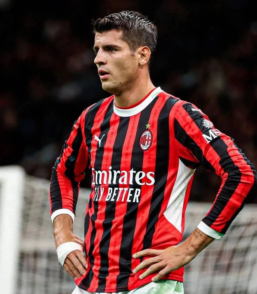 关于AC米兰将迎来那不勒斯，谁能笑到最后的信息