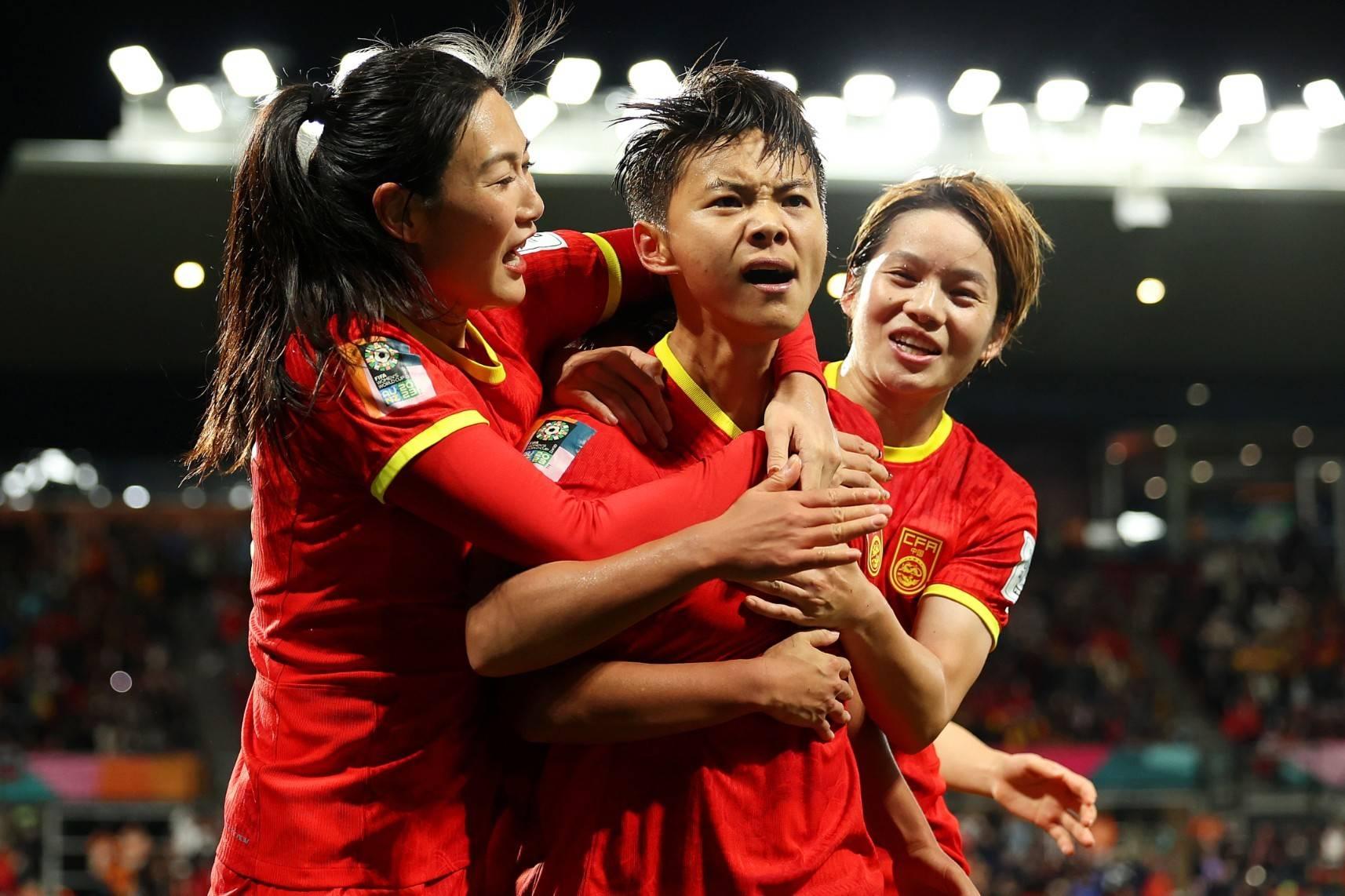 关于中国女足一战成名，夺取胜利的信息