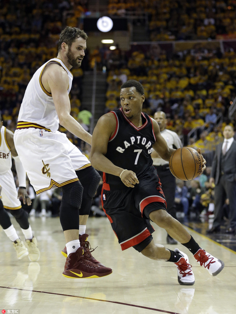 包含猛龙逆转小牛，洛里砍下23分助攻10次的词条