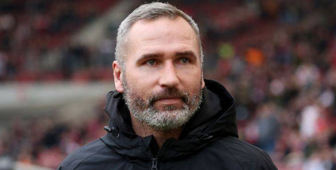 开云体育-沙尔克客场告捷汉堡，士气大振